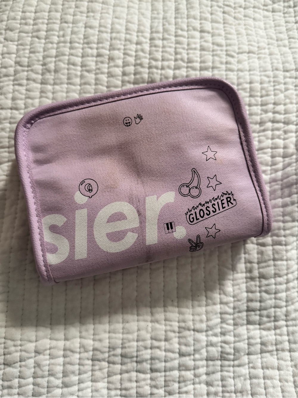 Glossier x Olivia Rodrigo mini beauty bag - Picture 2 of 3